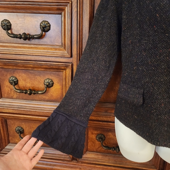 Curio Sweater - Picture 4 of 7